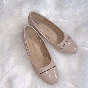 Anne Klein iflex wedges